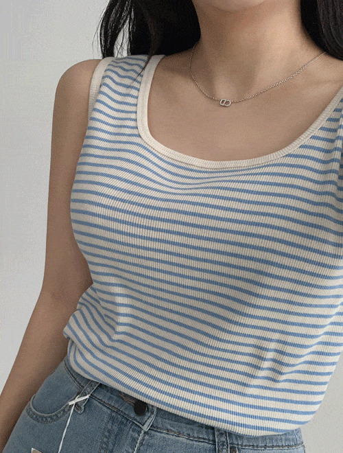 女性背心