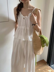 Lacey bustier blouse