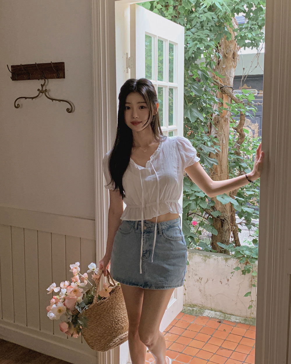 반팔 티셔츠 모델 착용 이미지-S1L30