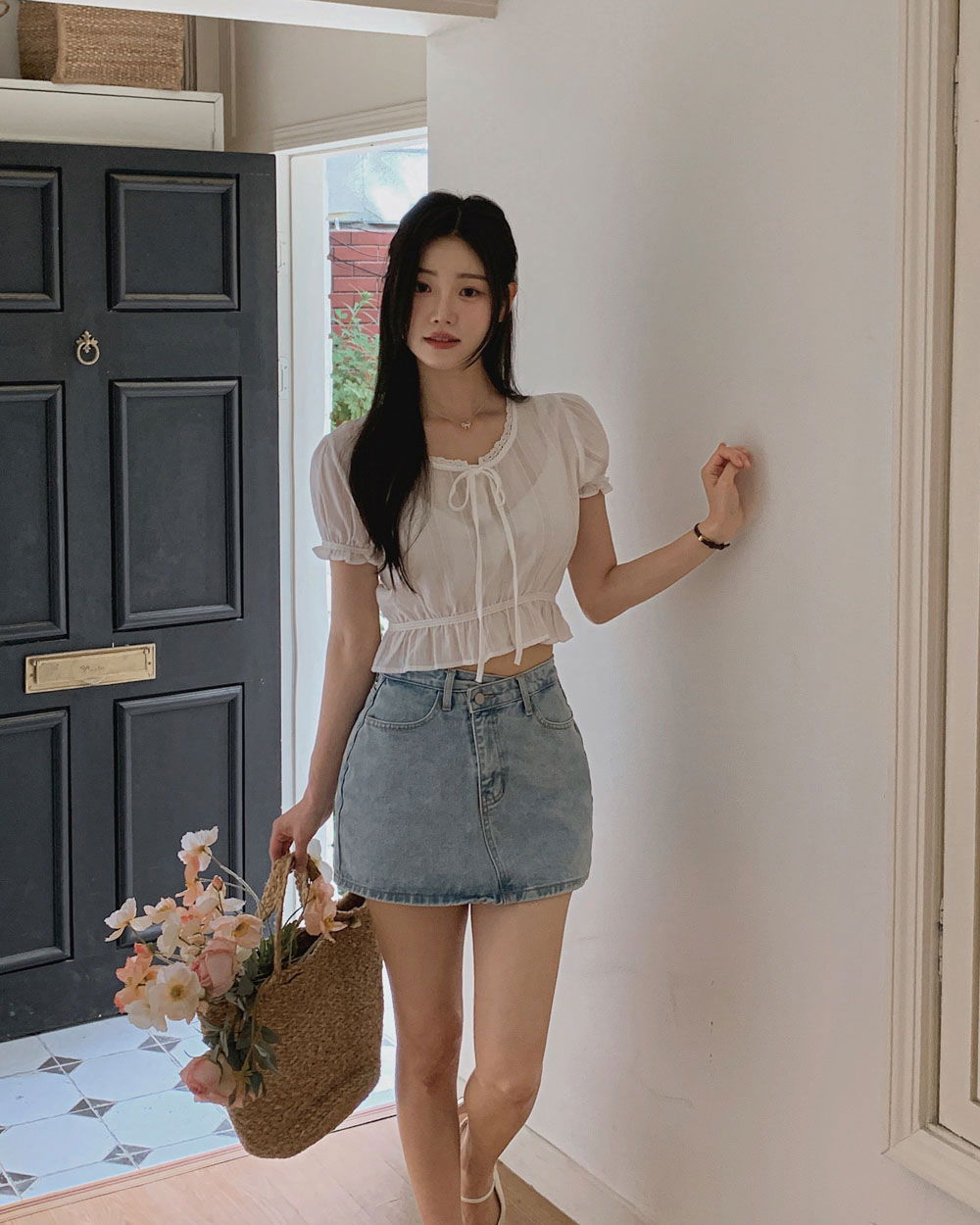 반팔 티셔츠 모델 착용 이미지-S1L40