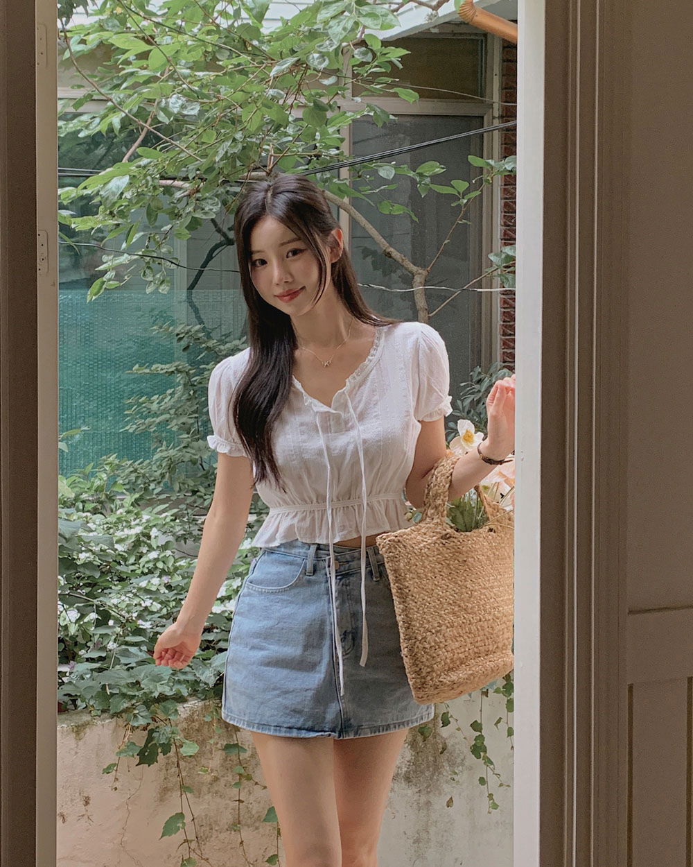 반팔 티셔츠 모델 착용 이미지-S1L46