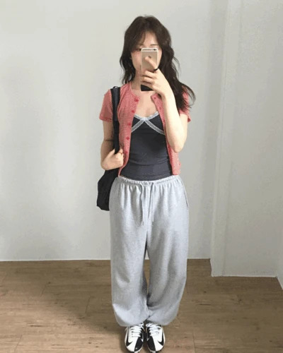 sweatpants
