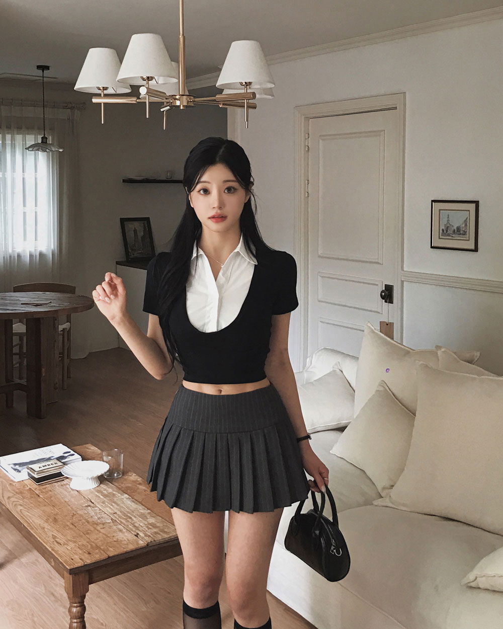 반팔 티셔츠 모델 착용 이미지-S1L37