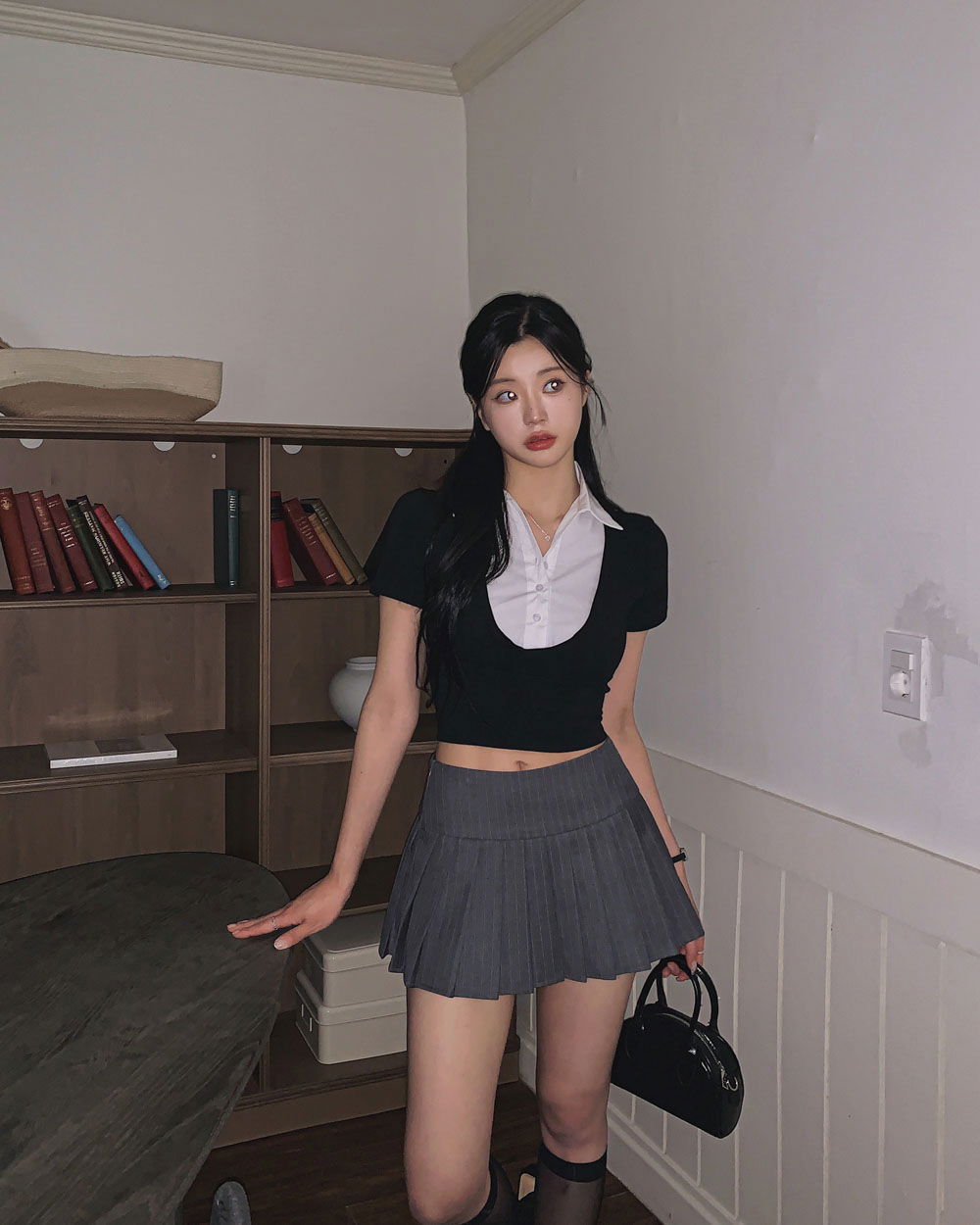 반팔 티셔츠 모델 착용 이미지-S1L29