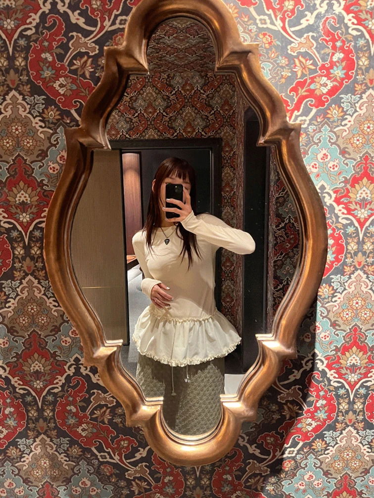 Homage frill layered T
