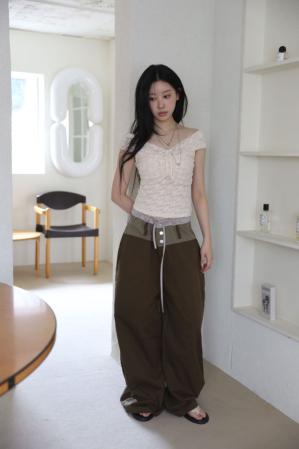 치마 모델 착용 이미지-S1L22