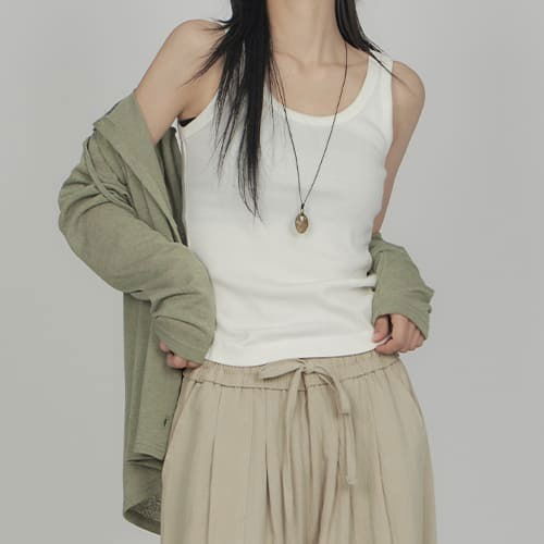 Ribbed U-Neck Sleeveless SL010
