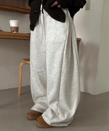 休閒側邊打褶保暖寬版鬆緊長褲