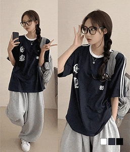 블록코어 트랙 레터링 유니폼 루즈핏 반팔 티셔츠