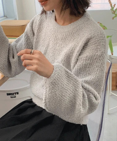毛絨質感寬鬆圓領針織毛衣