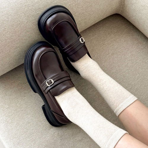 Everyday Sorrento Buckle Strap Round Toe Loafer ED2553
