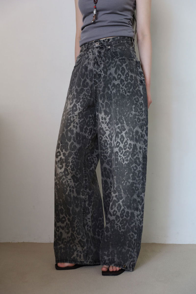 Jay Leopard Denim Pants