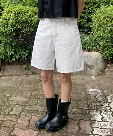 基本款棉質百慕達休閒短褲