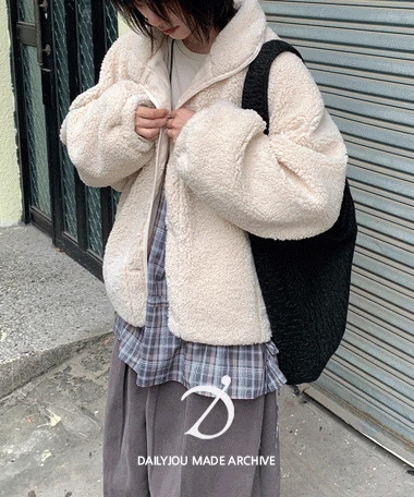 Licorice Overfit Fleece Jacket 拉鍊外套