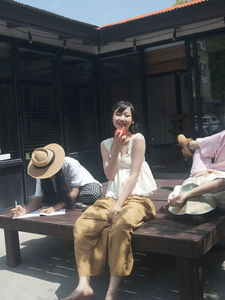 クリームスモークリボンブラウス