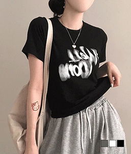 웰던 레터링 세미크롭 반팔 티셔츠