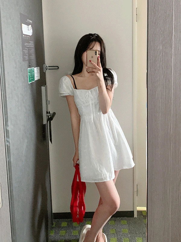 Juni Ribbon Square Neck One Dress