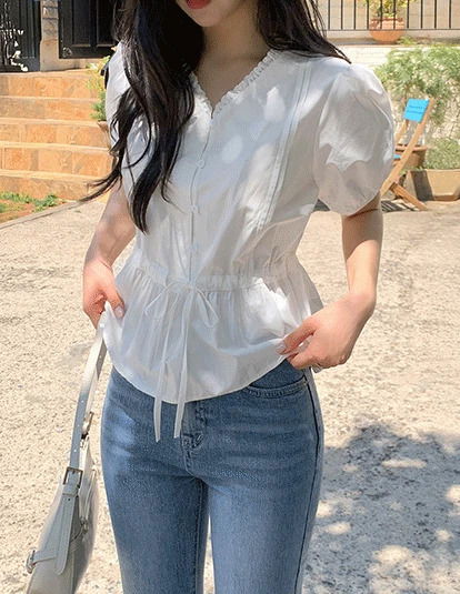 오페아 코튼 스트링 반팔 블라우스