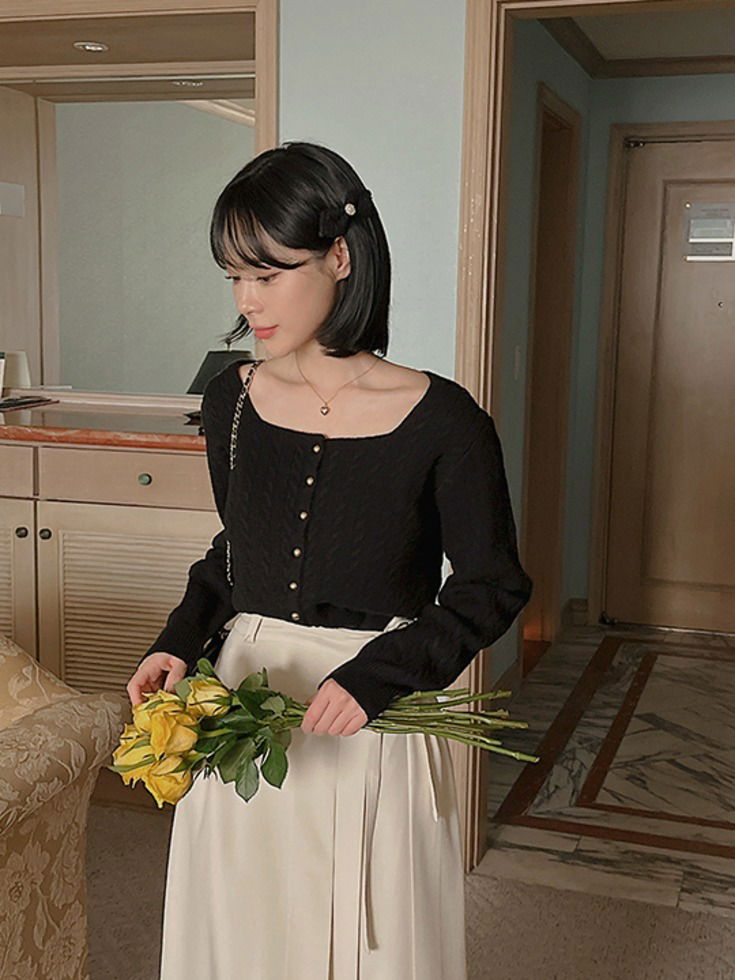 Nil Juren Wool Twisted Square Neck Semi Crop Knitwear Cardigan 針織外套