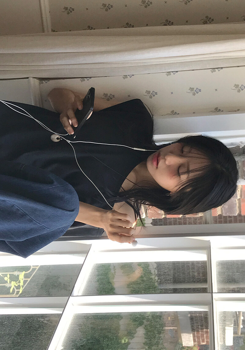 短袖上衣
