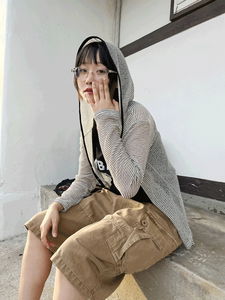 See-through ST snap hoody