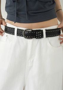 Rendering Stud Belt