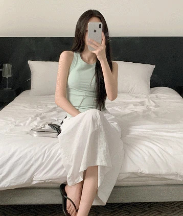 細肩帶緞面洋裝