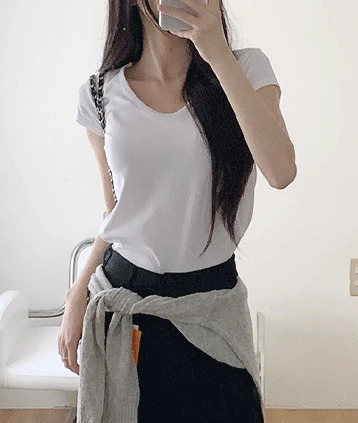短袖上衣