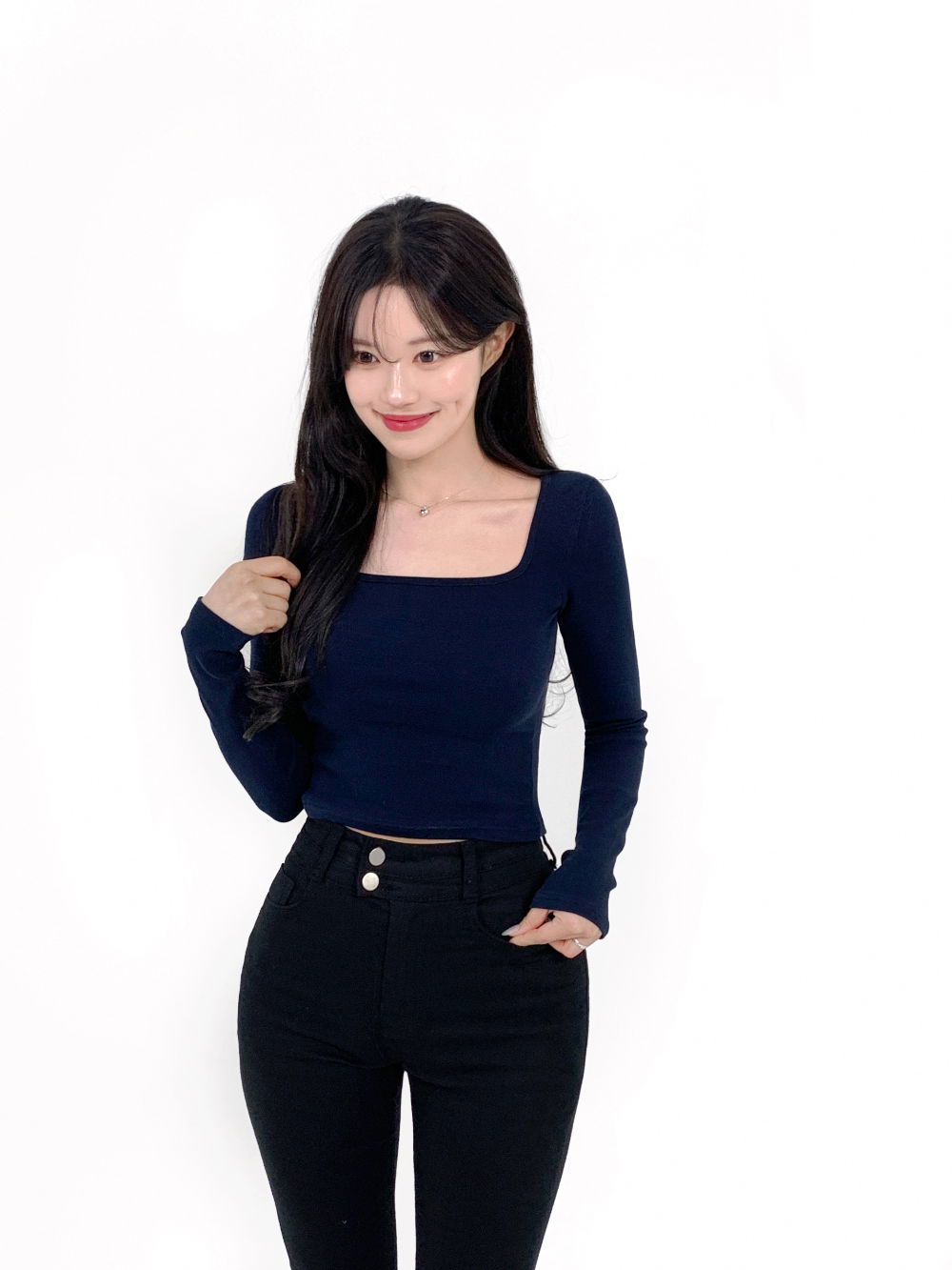긴팔 티셔츠 모델 착용 이미지-S49L2