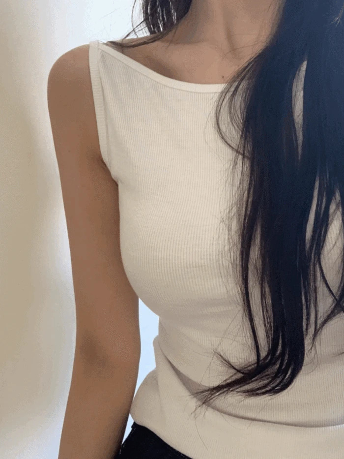 sleeveless