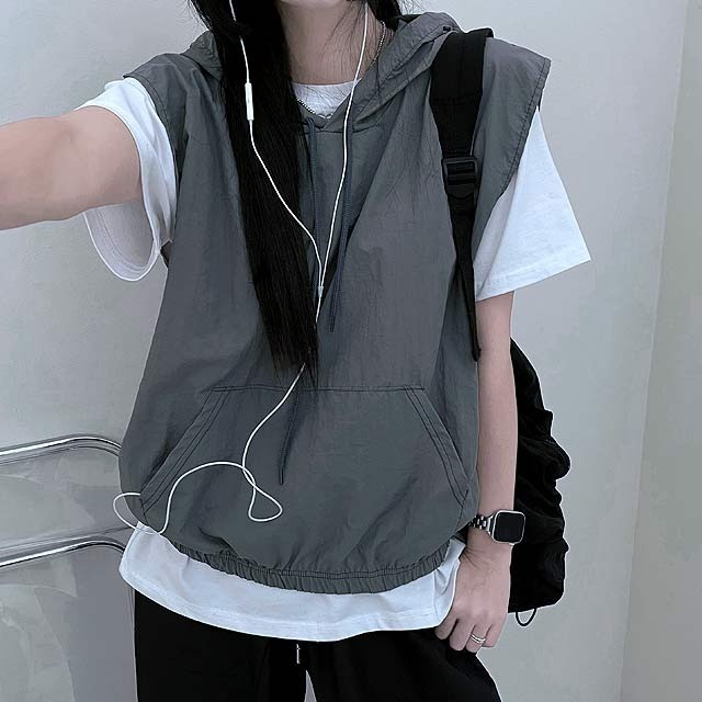 Kangaroo Nylon Hooded Vest vest 針織外套