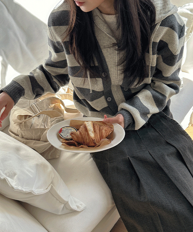 Showup Striped Layered Hood Knitwear Zip-up 針織外套