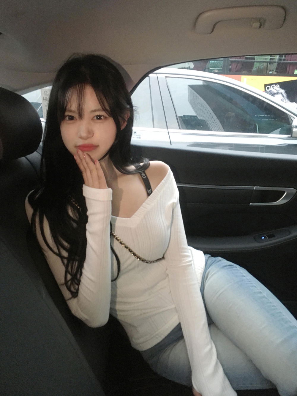 반팔 티셔츠 모델 착용 이미지-S59L11
