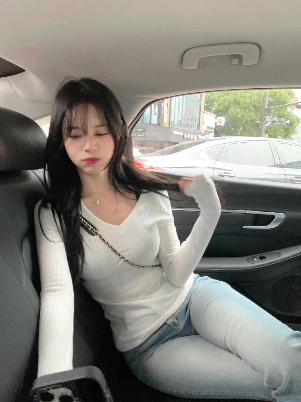반팔 티셔츠 모델 착용 이미지-S59L10