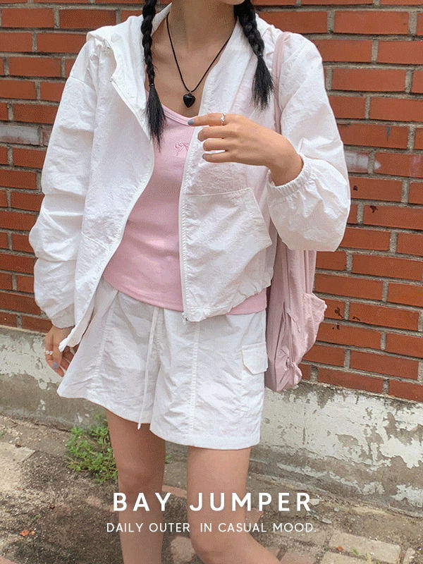 拉鍊剪裁防風外套