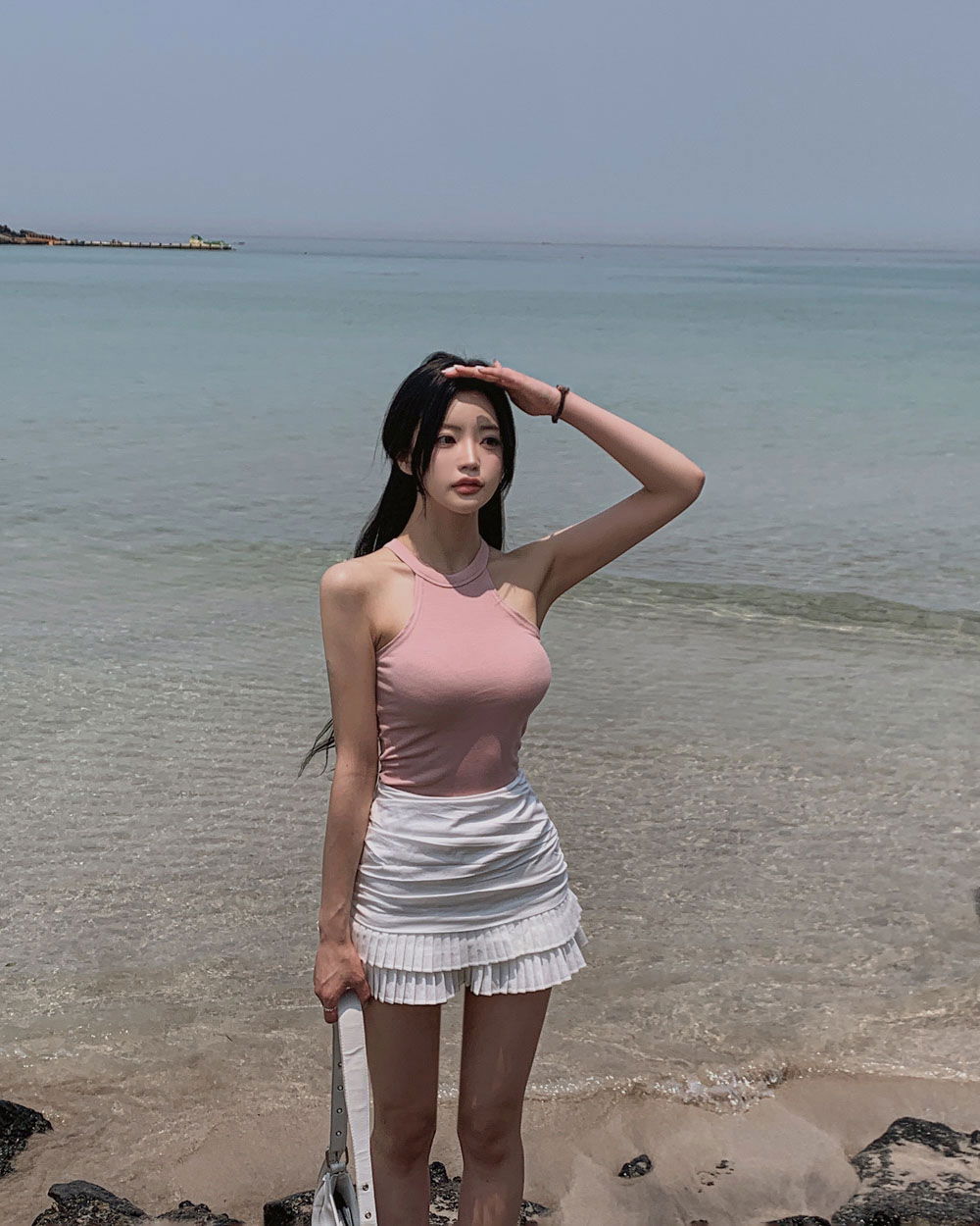 민소매 모델 착용 이미지-S1L29