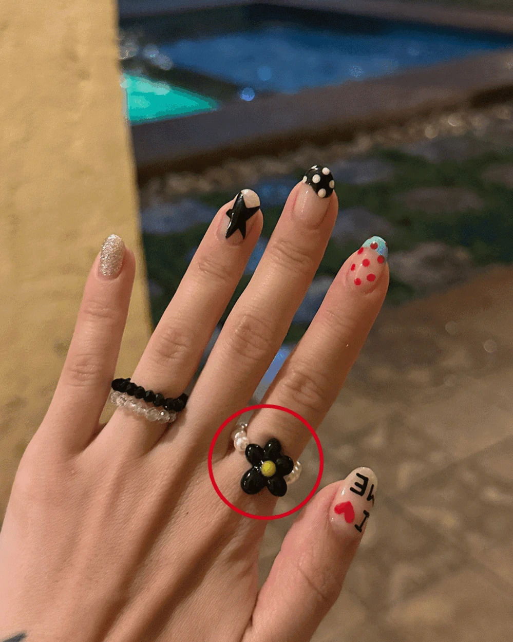 Flower Flower Bead Ring