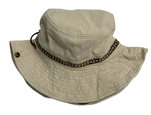 bucket-hat