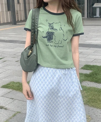 短袖上衣