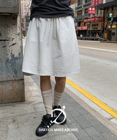 鬆緊帶棉質寬擺及膝裙