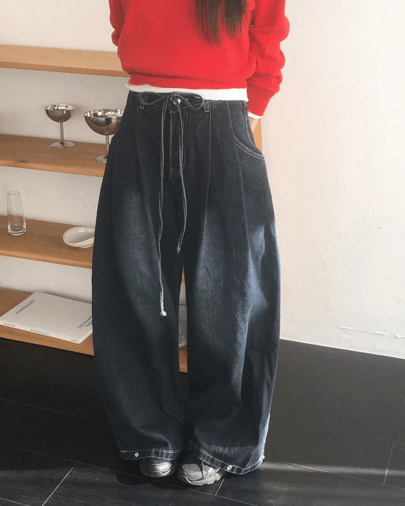 Uta Strap To Pintuck Wide Denim Pants