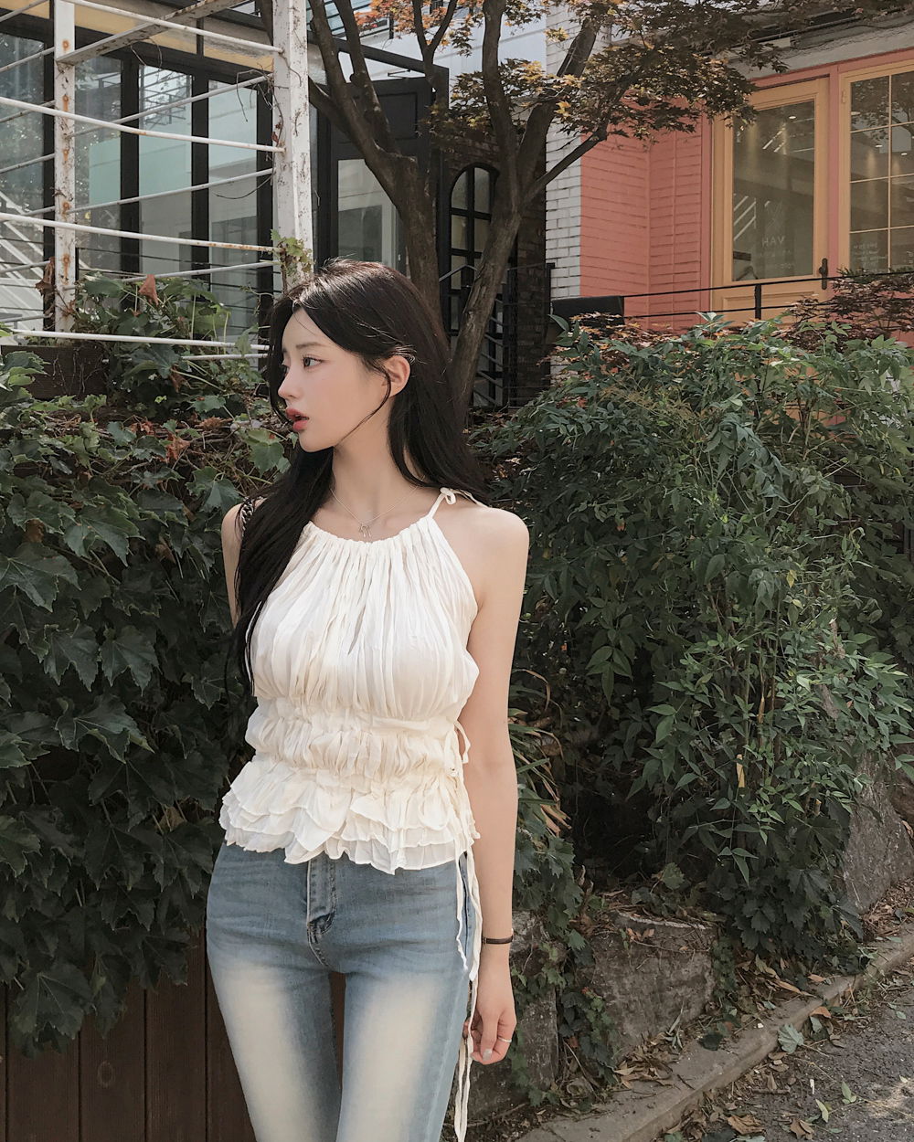 민소매 모델 착용 이미지-S1L26