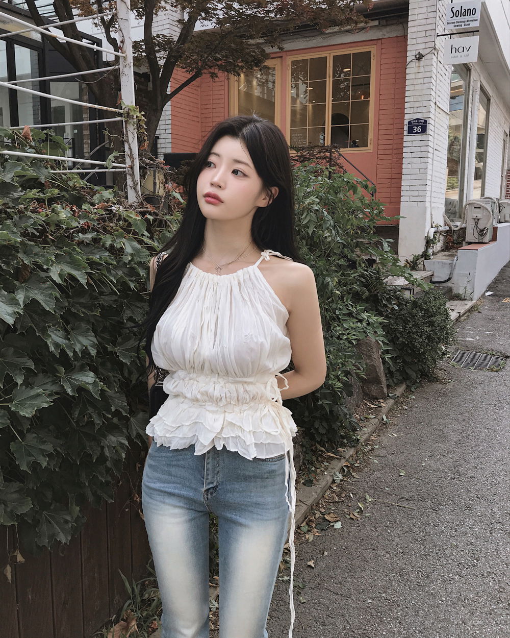 민소매 모델 착용 이미지-S1L25