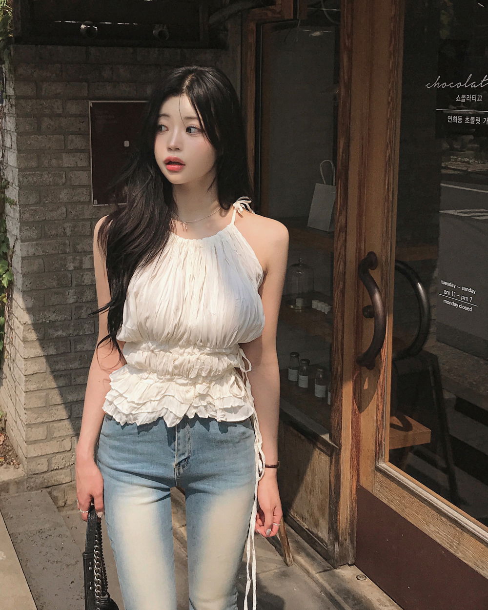민소매 모델 착용 이미지-S1L46