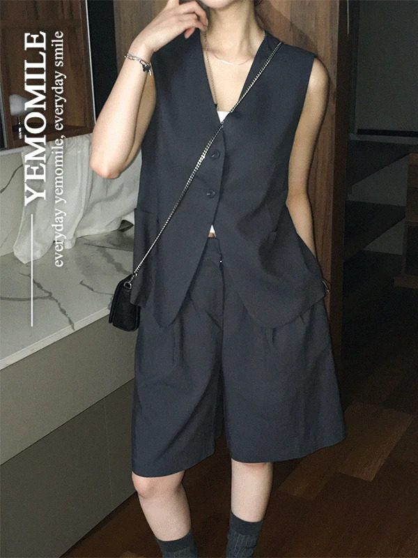 suit-vest