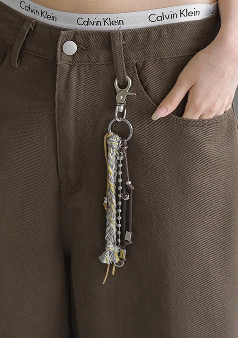 key-chain/charm