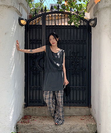 Peacock Check Nylon Banding Pants
