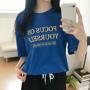 短袖上衣