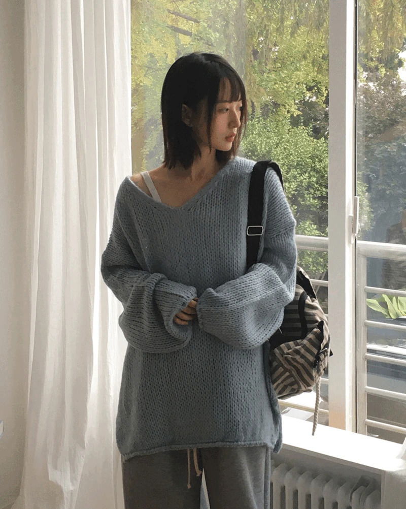 Wedi Dothom Overfit V-Neck Knitwear Dress (Delayed delivery)