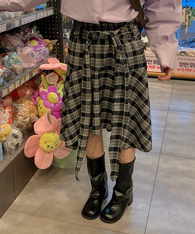 格紋不平衡休閒中長裙